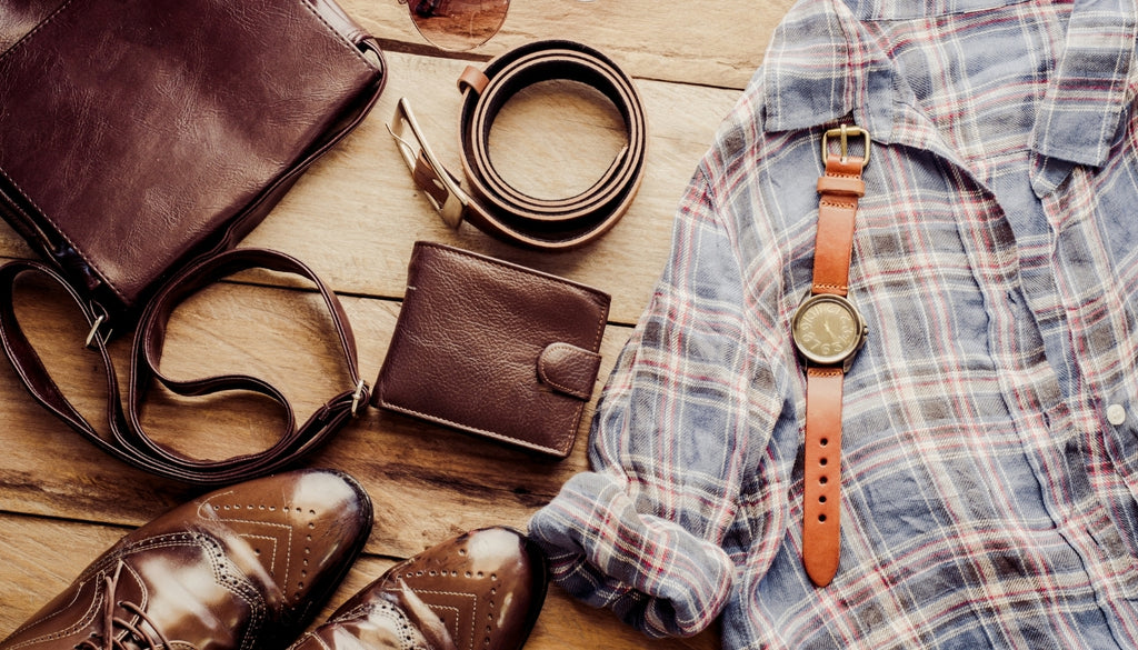 11 Accesorios Imprescindibles De Cuero Para Hombre – MegaGear Store