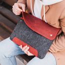 MegaGear Fine Leather and Fleece Sleeve Bag for MacBook Pro, MacBook Air and iPad Case