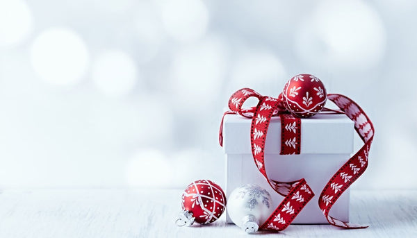 The Ultimate Christmas Gift Guide for Photographers and Non-Photographers Alike