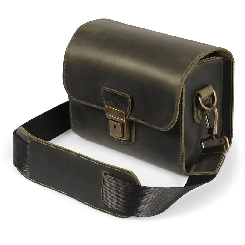 mega gear camera bag MegaGear Pebble Top Grain Leather Camera Messenger Bag for Mirrorless – MegaGear Store