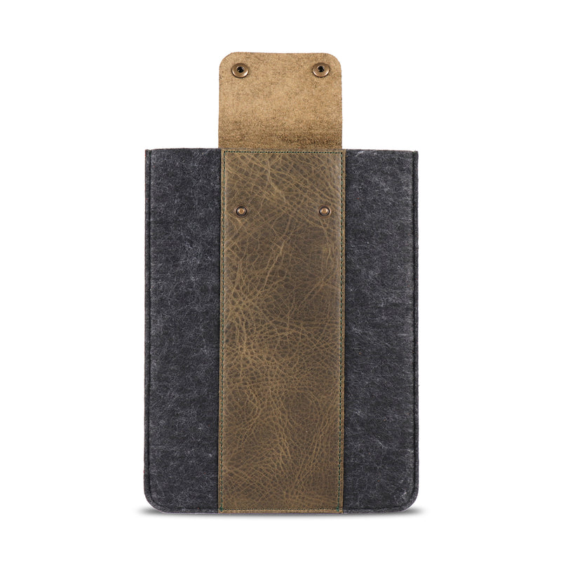 MegaGear Genuine Leather Tablet Sleeve Case for iPad Pro