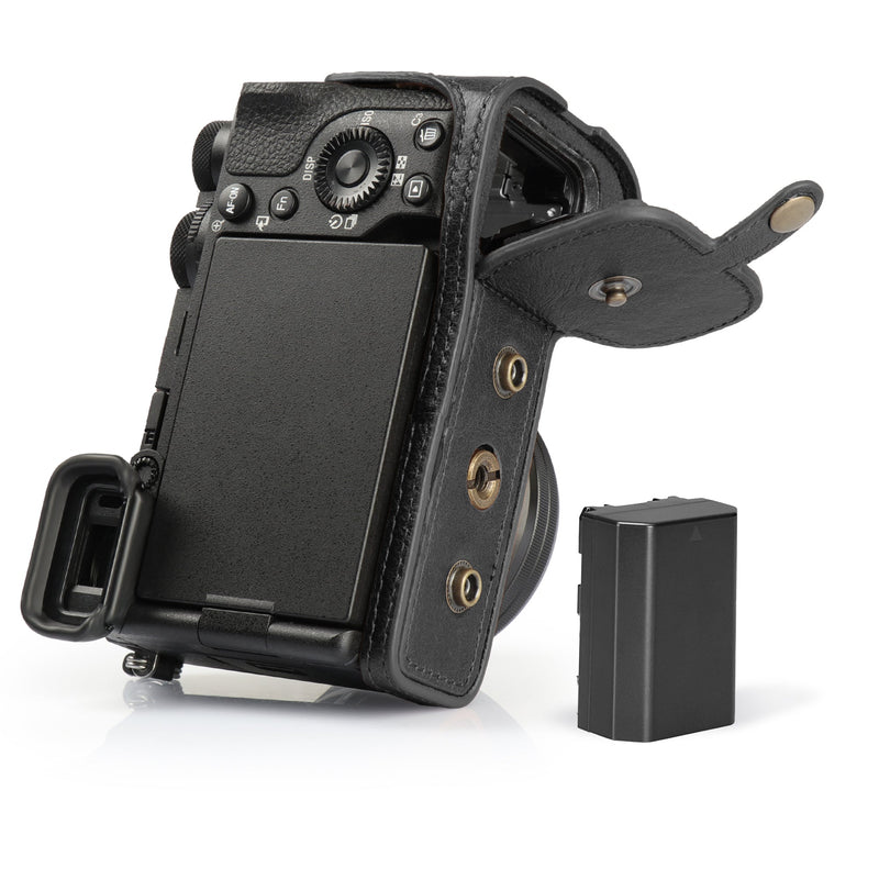 MegaGear Sony Alpha A6700 (16-50mm) Stylish and Protective Top Grain Leather Camera Case
