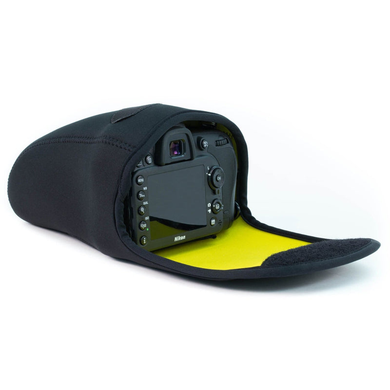 MegaGear Nikon D3500, D5600, D3400, D5500, D7200, D3300, D5300, D610, D7100, D600 Ultra Light Neoprene Camera Case