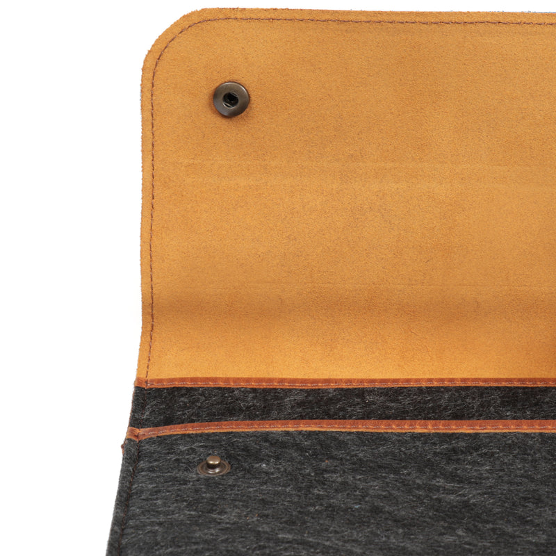 Mens macbook outlet pro case
