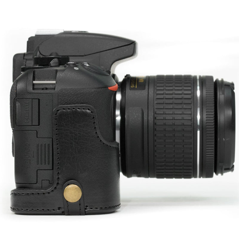 https://www.megagear.com/cdn/shop/products/megagear-nikon-d5600-d5500-ready-leather-camera-half-case-strap-cases-pu-469_800x.jpg?v=1600053214