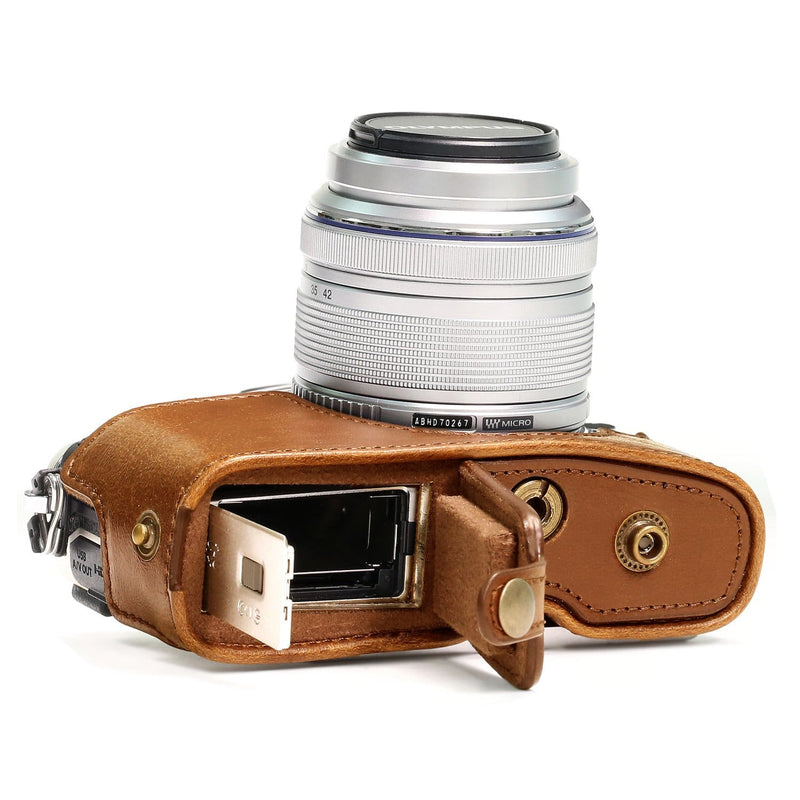 MegaGear Olympus PEN E-PL8 Ever Ready Leather Camera Case 